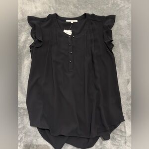 Daniel Rainn Classic Black Top